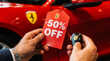 Ferarri kopen met 40% korting kopen: via dit bedrijf kan het