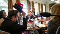 Elon Musk tijdens een bijeenkomst in het Witte Huis.