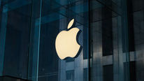 Apple-logo bij de glazen winkel aan Fifth Avenue in New York