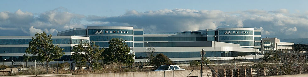 Marvells hoofdkantoor in Santa Clara gezien vanaf de snelweg