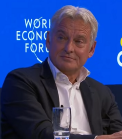 Stefaan Decraene spreekt tijdens het World Economic Forum