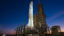 Falcon 9 en Dragon van SpaceX op Kennedy Space Center